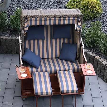 Moderne Mit Parkplatz In Boppard-buchenau Mit Terrasse, Eignem Eingang Und Garage Für Fahräder Apartment
